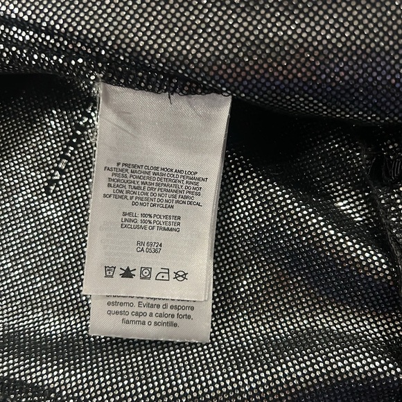 Columbia men’s gray Omni wind lightweight jacket
Size XL - Picture 8 of 8